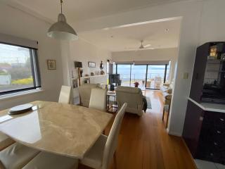 Beachfront House near Hobart - Howrah - 1