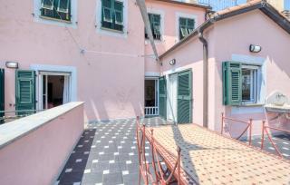 2 Bedroom Nice Apartment In Moneglia - 2