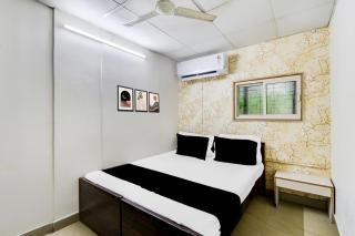 SPOT ON Nakshatra Lodge - Haiderabad - 9