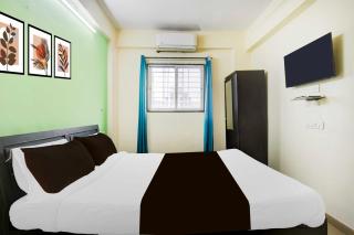 Collection O Hinjewadi Kirti Classic Gate - 4