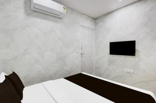 Hotel O Lotus - Surat - 1