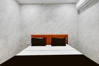 Hotel O Lotus - Surat - 6