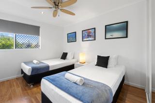 Diamond Beach 149 - Gold Coast - 2