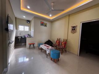 The Gulmohar Inn - Guwahati - 4