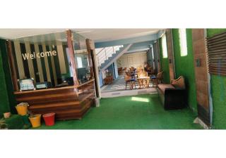 Shrivari SK Home Stay - 9