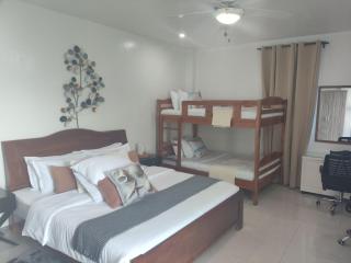 The beach house, Baroro - 9