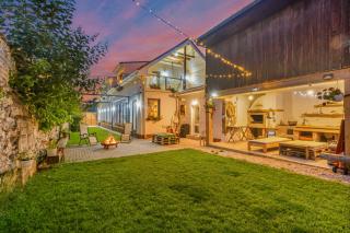 IMPERFECT house - 9