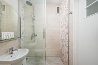 Royal Baths Inviting Apartment by BookingHost - Warsaw - 2