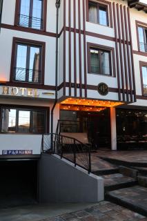 Prior Hotel - Prizren - 0