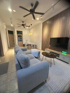 Cozy Muji Concept Home - Labuan - 9