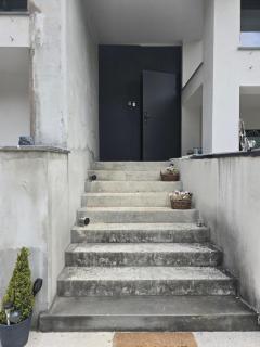 Rozna Retreat - Nova Gorica - 9