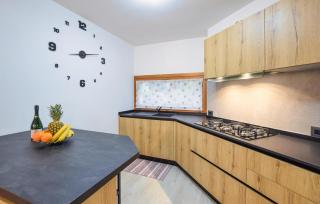 2 Bedroom Cozy Apartment In Lamon - Lamon - 3