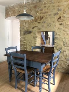 MAISON, PROCHE UZES avec JARDIN ET TERRAIN DE BOULES - 3