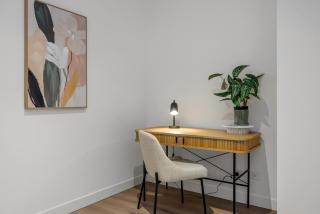 Chic CBD Retreat Pool Gym Sauna - 7