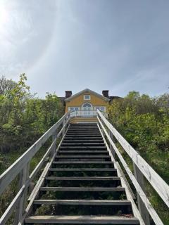 Luthagård - - 6