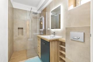 IMPERFECT house - 7