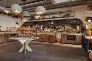 Sun Hotel By En Vie Beach - 1