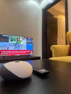 LP111-2 Livedin Chic Warm 1BR Apartment in Al Rimal - Riad - 1