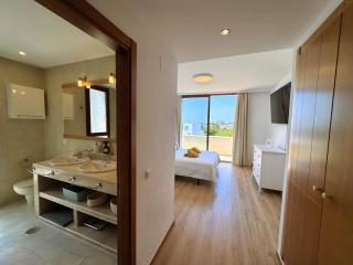 Villa Serena Marbella - Exclusive Retreat with Pool - Estepona - 4