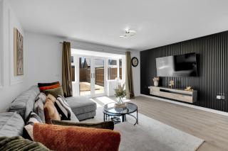 Stylish New 3Bed House - Greenhithe - 9