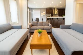 Large 5-Bedroom Gem - Stylish, Spacious, Well-Located - 2