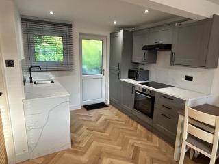 3 Bedroom Cottage Glan Gwna - - 0