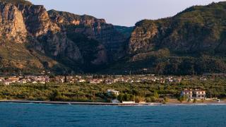 Theosis Signature Suites - Diakopto - 8
