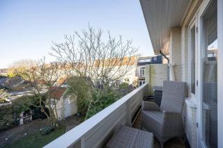 Large vacation home with garden near the sea and Haarlem - Overveen - 9