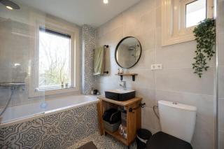Large vacation home with garden near the sea and Haarlem - Overveen - 2