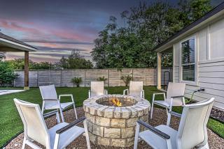 3BD Retreat for 6 Near Lake LBJ with Fire Pit & Patio - Cottonwood Shores - 7