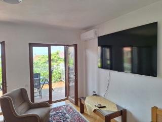 Adriatic Leisure Apartment - Novi Vinodolski - 8