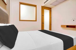 Hotel O Metro Park Opposite Kalasipalya Bus stand - Bangalore - 7