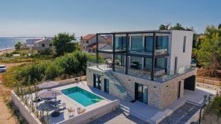 Seafront Villa Aurea with pool and seaview - 0