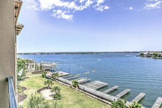 Waterfront Condo on Lake LBJ with Pool & Views - Horseshoe Bay - 5