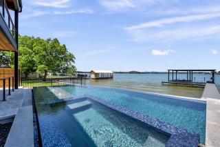 Lakefront Stay for 16 with Pool Dock & Game Room - Granite Shoals - 5