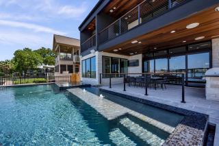 Lakefront Stay for 16 with Pool Dock & Game Room - Granite Shoals - 4