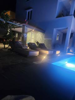 Dreamy 2 Bd Retreat in Saronida with Pool & View - Kalívia Thorikoú - 4
