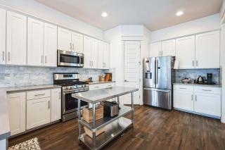 Chic 3 BDR for 5 Minutes From Downtown Austin - Austin - 1