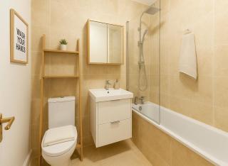 Modern Flat on Tower Bridge Road - Walk to Borough Market - London - 5