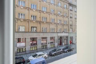 Blueground Letná furnished studio foodie area PRG-49 - Praga - 7