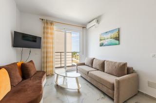 Beachside Comfort in Orikum - Vlora - 7