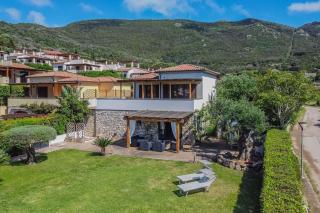 Villa Acquasalata - Nisporto - 7