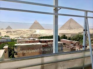 Osman's House Pyramids - Il Cairo - 7