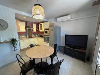 Appartement T2 à 50 m de la plage – 4 personnes – Rez-de-chaussée - Valras-Plage - 4