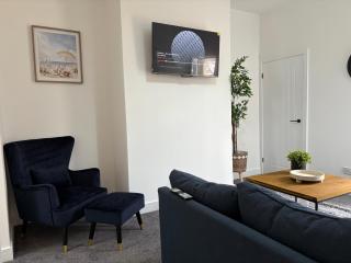 ResiLets NEW 3 Bed Apt, Sleeps 5, Town Centre, Ideal for contractors, holidaymakers, Professional Short Stay - Blyth - 0