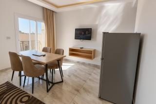 Selena Bay Luxury Sea View 1BR Apartment, Private Beach and Pool - Hurghada - 6
