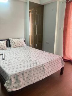 Fully Furnished Flat WTC 106 - Gurgaon - 9
