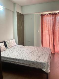 Fully Furnished Flat WTC 106 - Gurgaon - 3