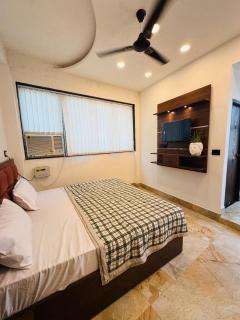 Hotel Shankara Inn - Ayodhya - 2