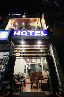 Jai Ambe Hotel - Indore - 6